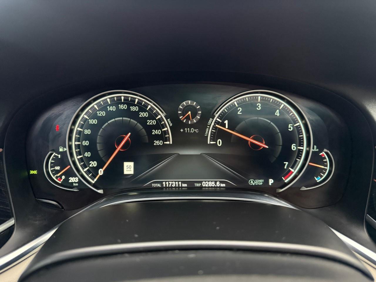 2016 BMW 7 Series 4dr Sdn 750i xDrive AWD Photo