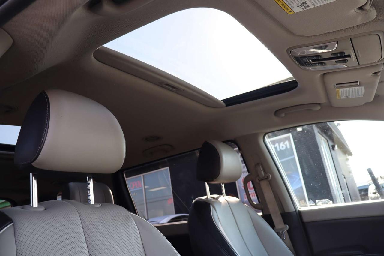 2016 Kia Sedona SXL Limited 7 Passenger Leather Sunroof $84/Weekly Photo