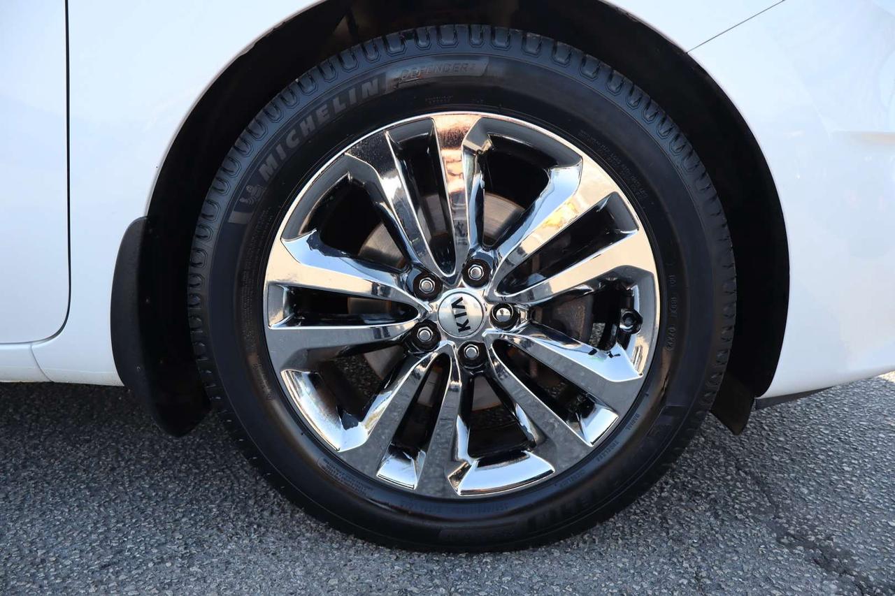 2016 Kia Sedona SXL Limited 7 Passenger Leather Sunroof $84/Weekly Photo