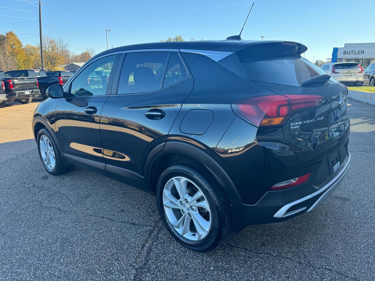 2020 Buick Encore GX Preferred All-Wheel Drive Photo2