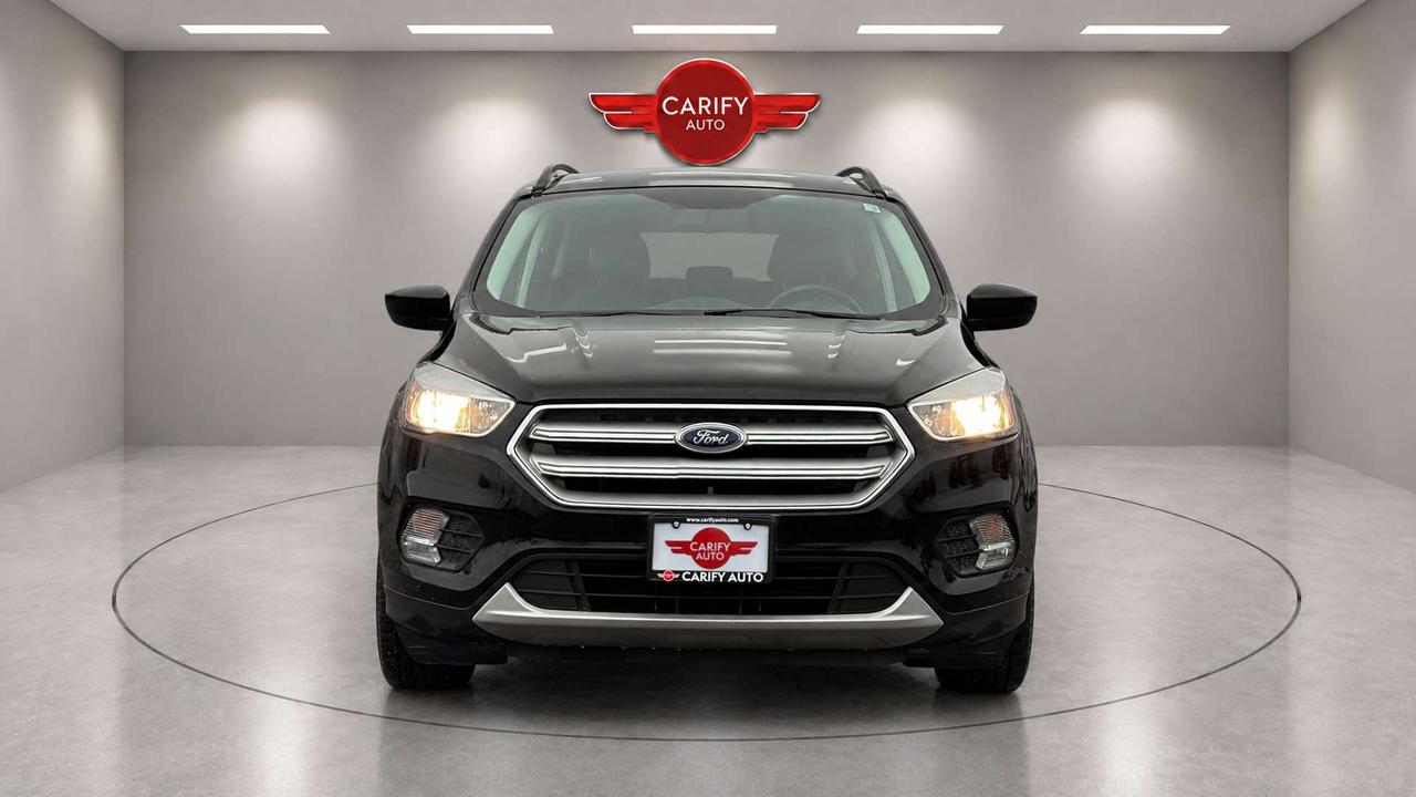 2018 Ford Escape SE   Certified   4WD Photo1