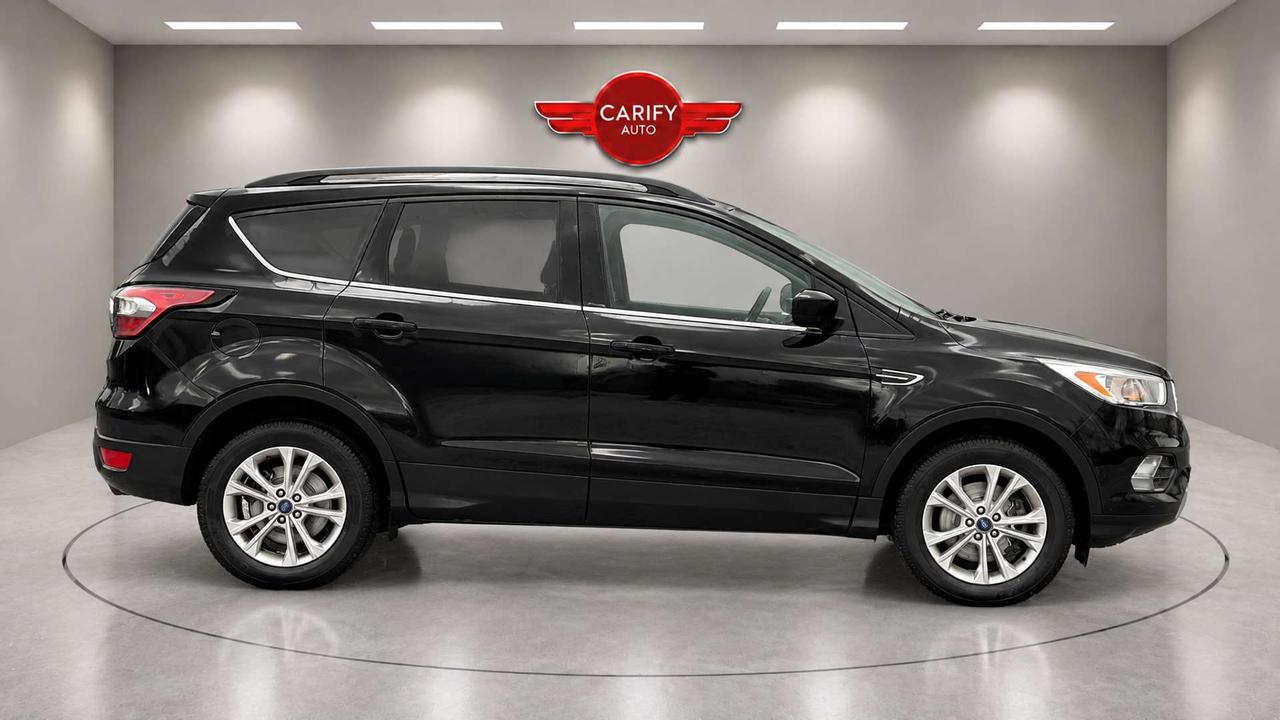 2018 Ford Escape SE   Certified   4WD Photo