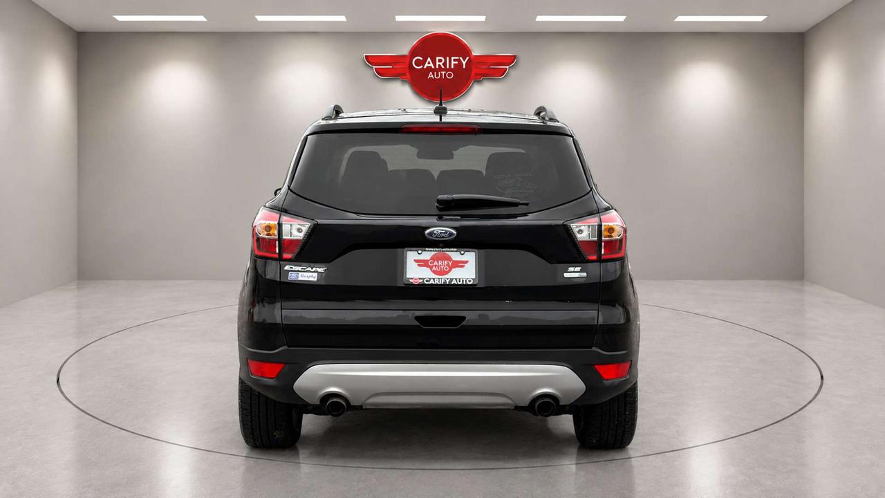 2018 Ford Escape SE   Certified   4WD Photo