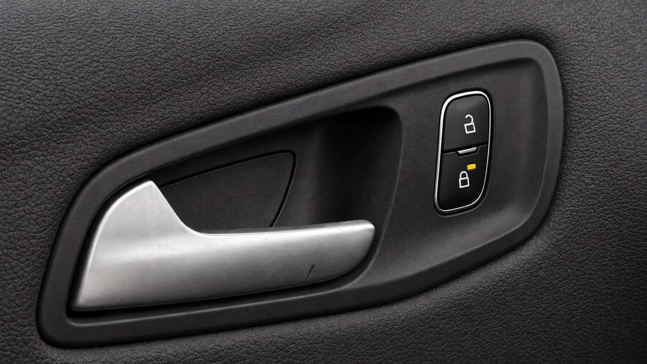 2018 Ford Escape SE   Certified   4WD Photo