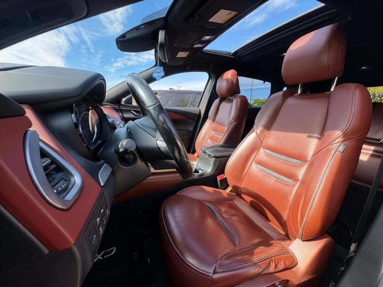 2016 Mazda CX-9 Signature Photo