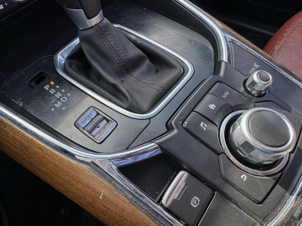2016 Mazda CX-9 Signature Photo