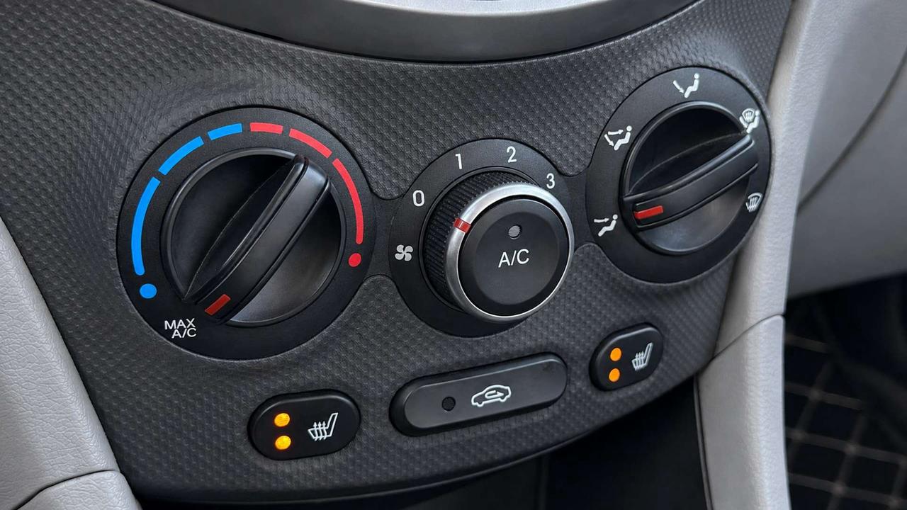 2016 Hyundai Accent GL   NO Accident Photo