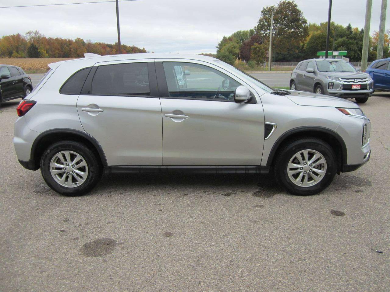 2024 Mitsubishi RVR SE AWC NO ACCIDENTS! 1 PRICE ONLY! NO ADMIN FEES! Photo