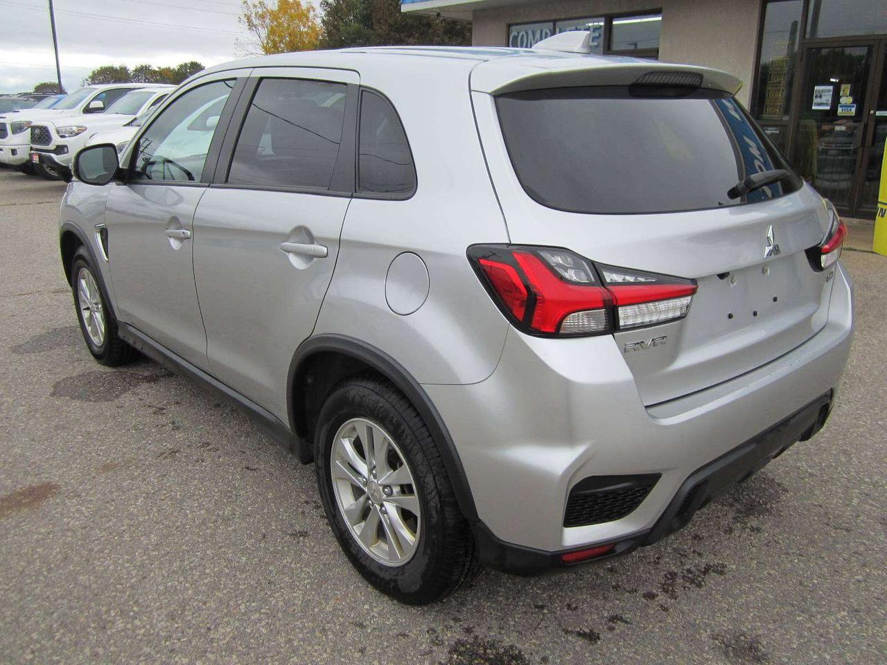 2024 Mitsubishi RVR SE AWC NO ACCIDENTS! 1 PRICE ONLY! NO ADMIN FEES! Photo