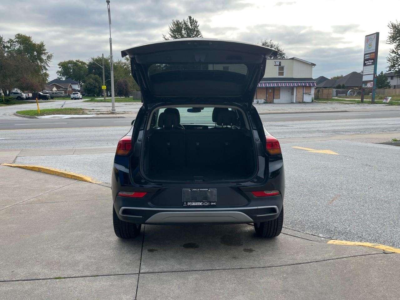 2025 Buick Encore PREFERRED CPO RATES APPLY!! Photo