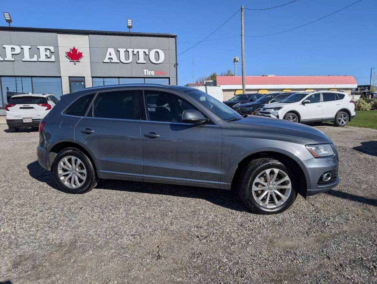 2017 Audi Q5 PROGRESSIV   LEATHER   SUNROOF   HTD SEATS Photo