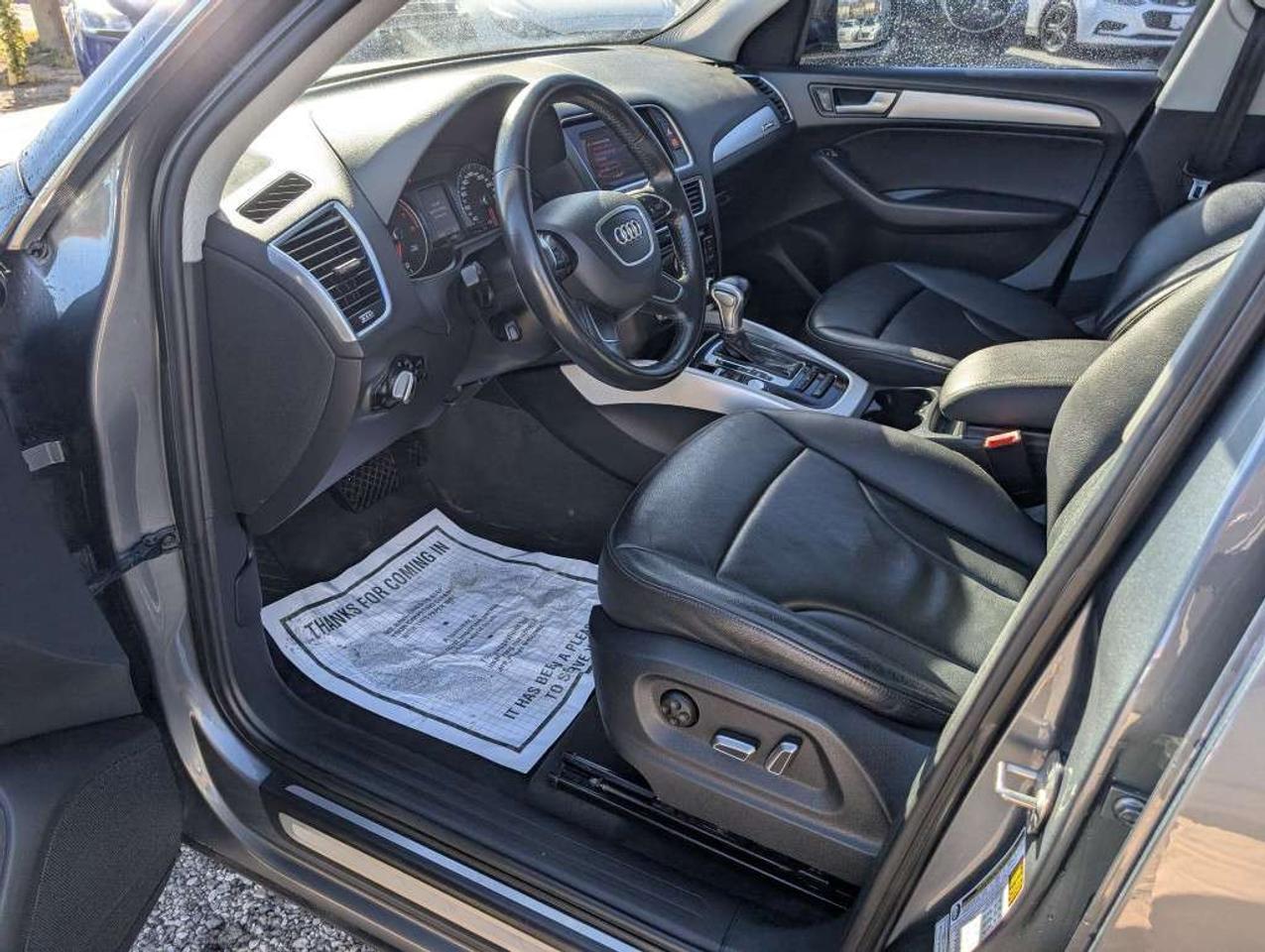 2017 Audi Q5 PROGRESSIV   LEATHER   SUNROOF   HTD SEATS Photo