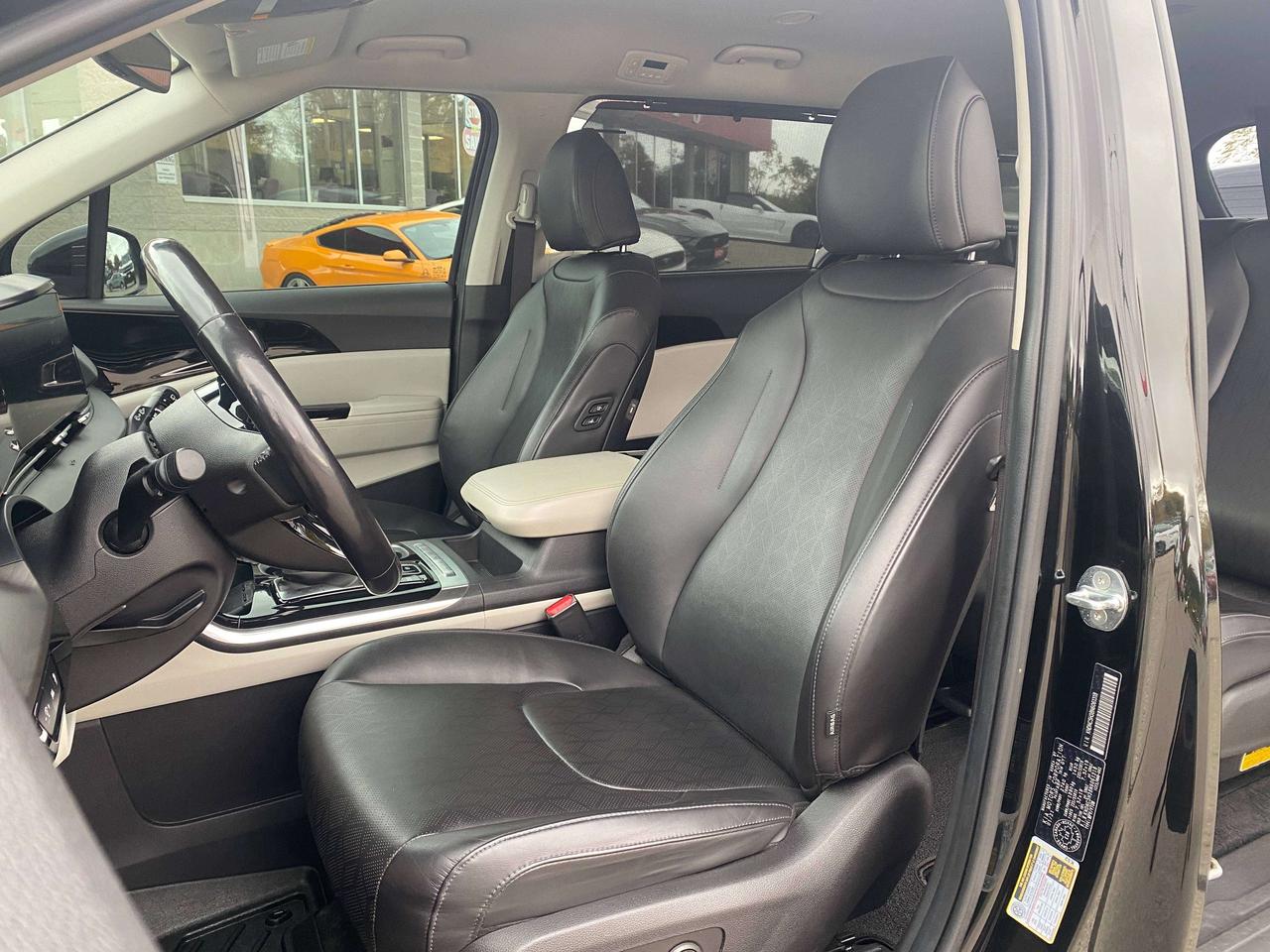 2022 Kia Carnival EX+, 8 PASS, CLEAN CARFAX, POWER SLIDING DOORS! Photo