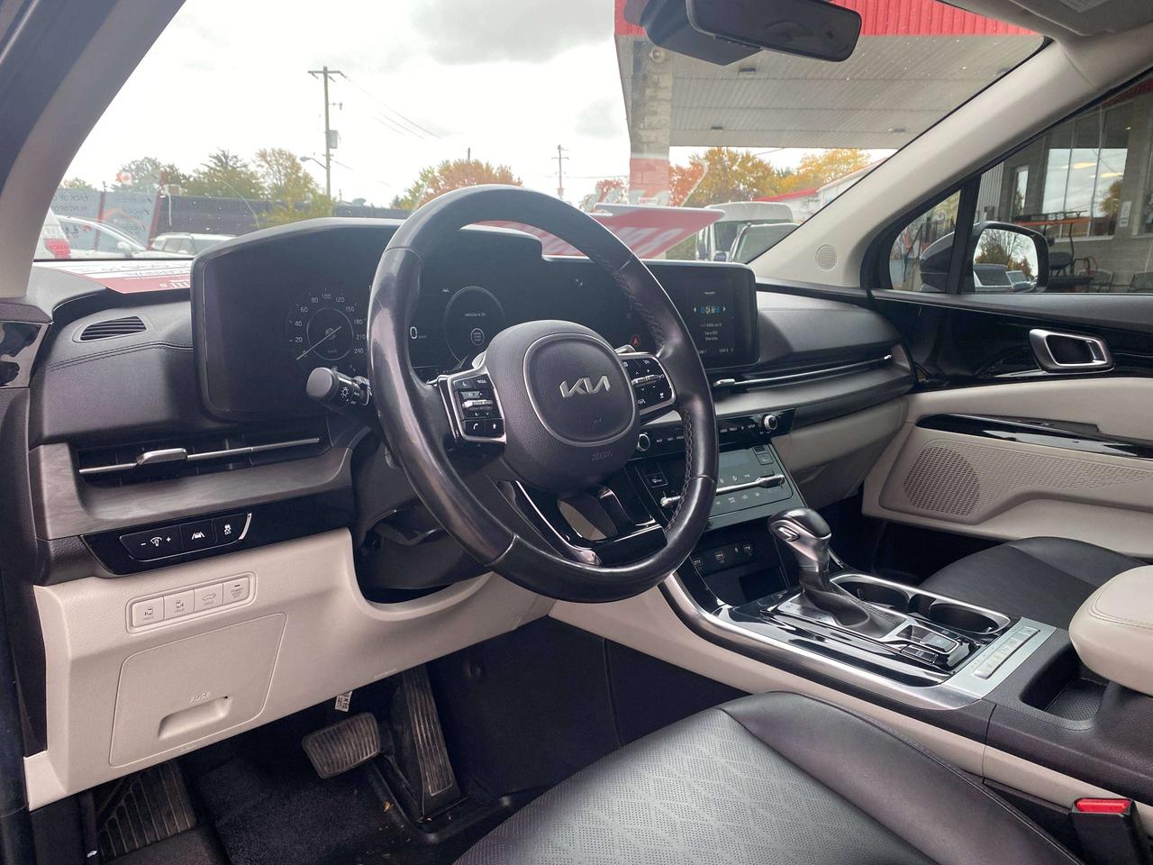 2022 Kia Carnival EX+, 8 PASS, CLEAN CARFAX, POWER SLIDING DOORS! Photo