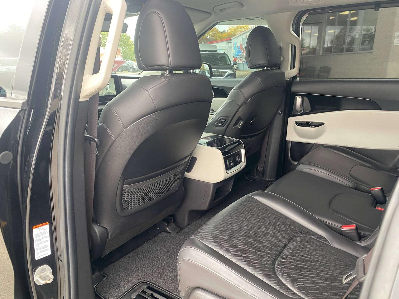 2022 Kia Carnival EX+, 8 PASS, CLEAN CARFAX, POWER SLIDING DOORS! Photo