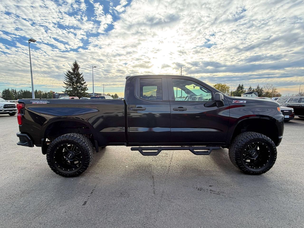 2019 Chevrolet Silverado 1500 Custom Trail Boss Photo