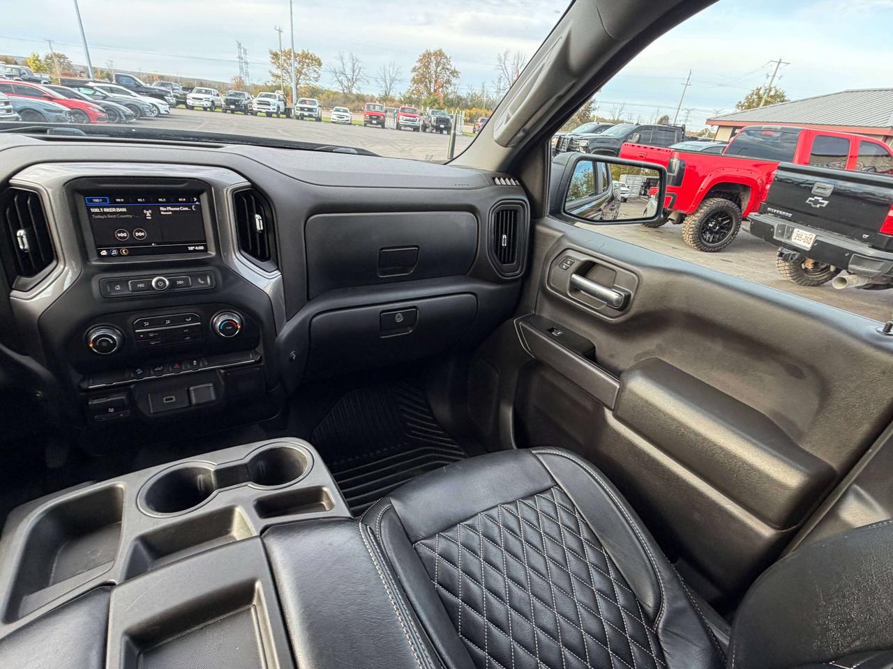 2019 Chevrolet Silverado 1500 Custom Trail Boss Photo