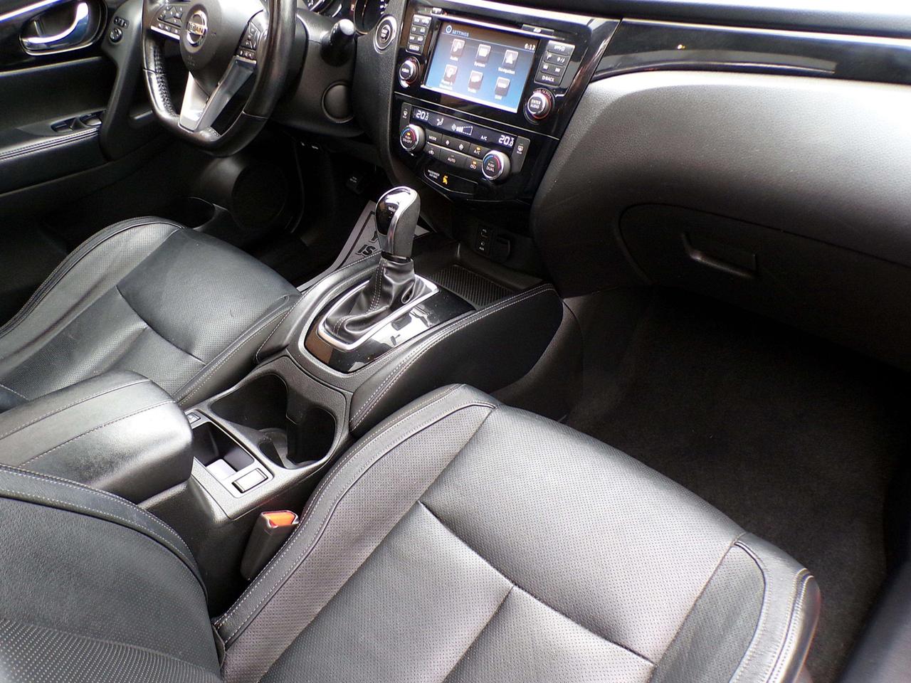 2018 Nissan Qashqai SL AWD BSW EBS NAVI 360 CAMERA H. STEERING H. SEATS B.T. Photo