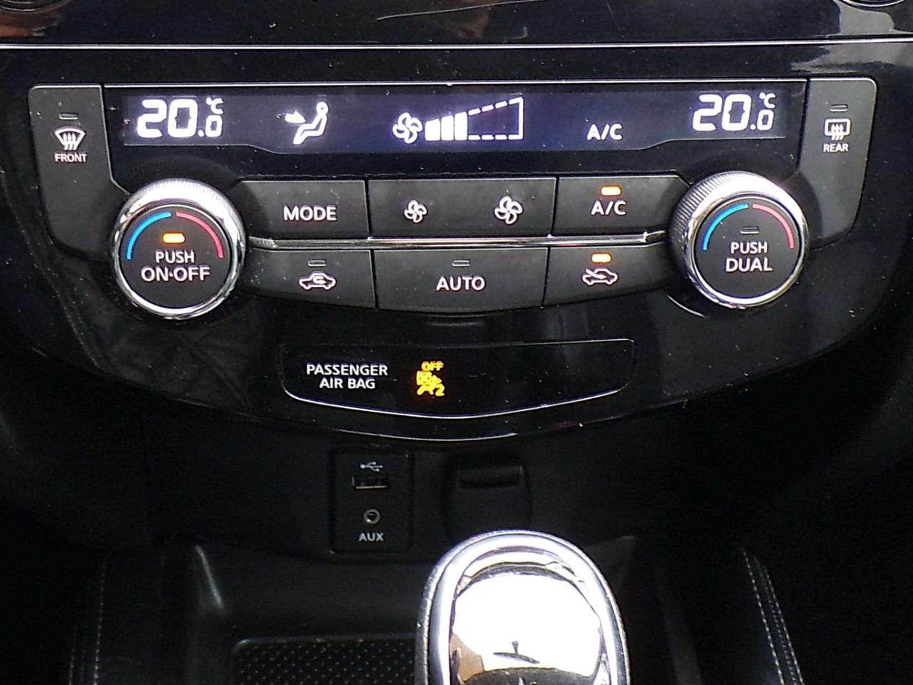2018 Nissan Qashqai SL AWD BSW EBS NAVI 360 CAMERA H. STEERING H. SEATS B.T. Photo