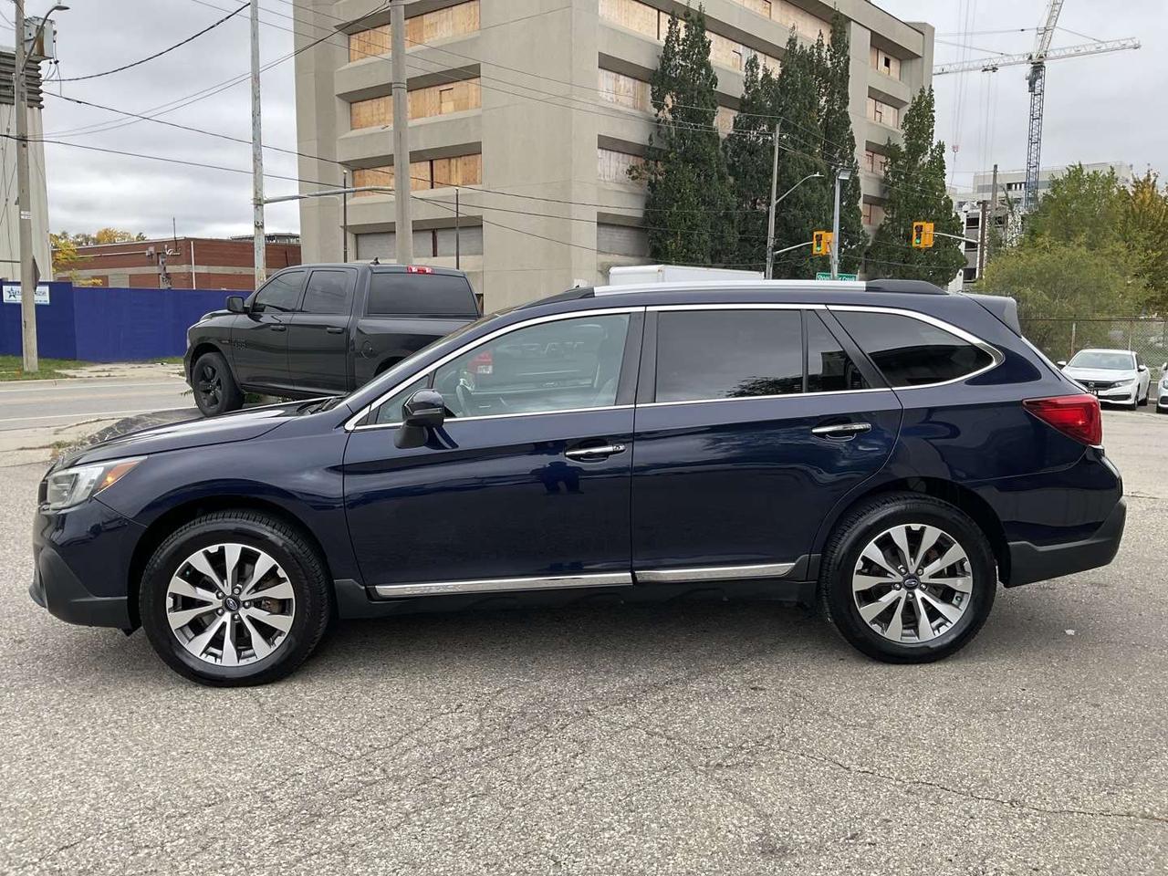 2018 Subaru Outback 3.6R Premier - BROWN LEATHER! NAV! BACK-UP CAM! BSM! SUNROOF! Photo