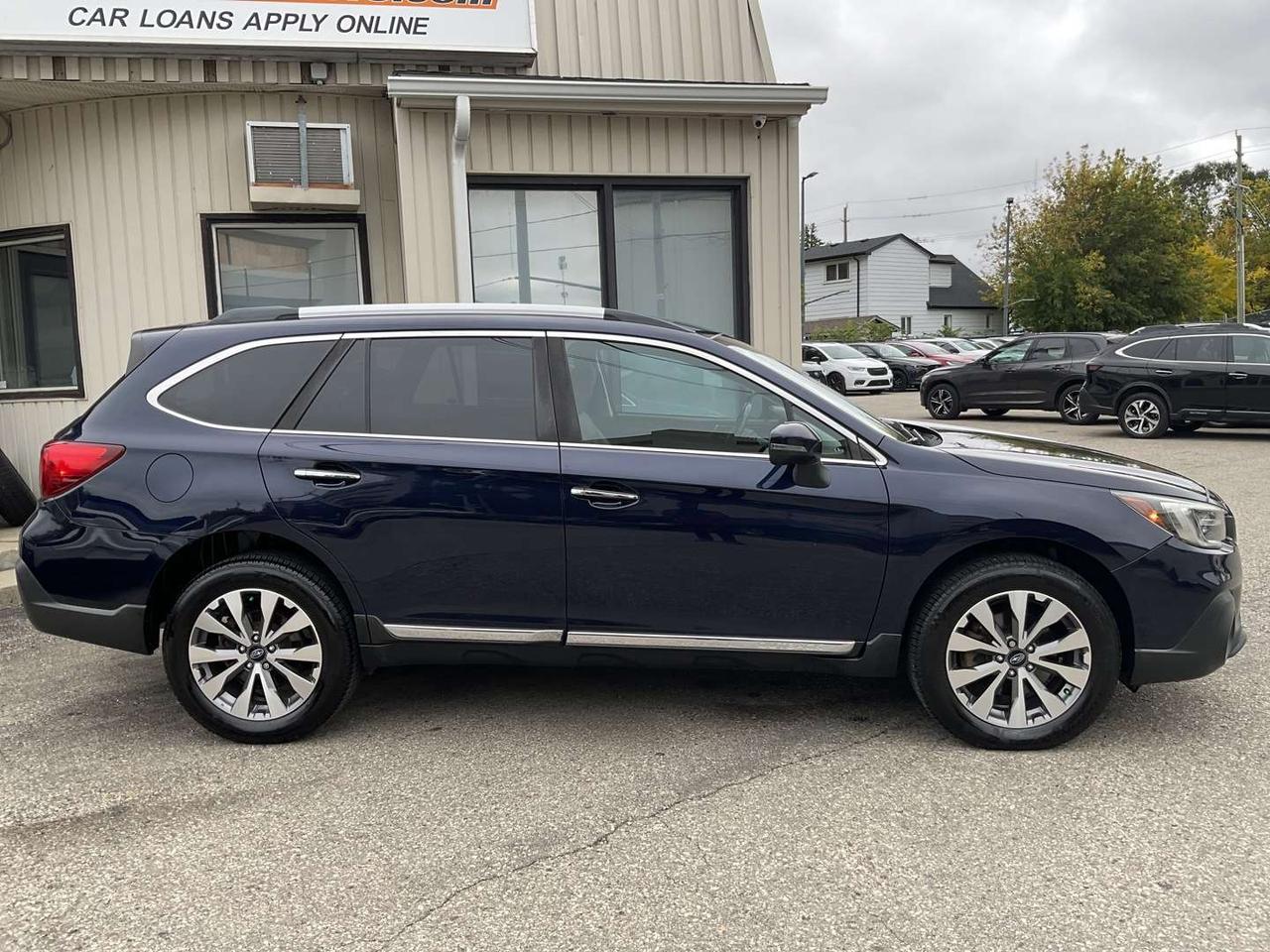 2018 Subaru Outback 3.6R Premier - BROWN LEATHER! NAV! BACK-UP CAM! BSM! SUNROOF! Photo