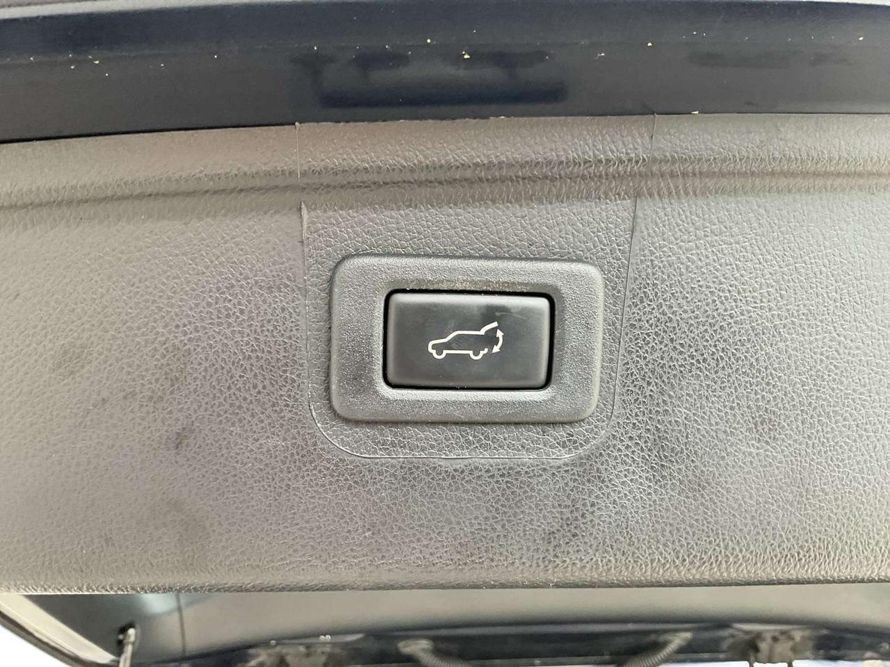 2018 Subaru Outback 3.6R Premier - BROWN LEATHER! NAV! BACK-UP CAM! BSM! SUNROOF! Photo