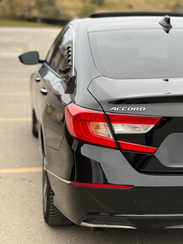 2018 Honda Accord EX-L | NO ACCIDENT | LEATHER | SUNROOF | HEATED ST Photo