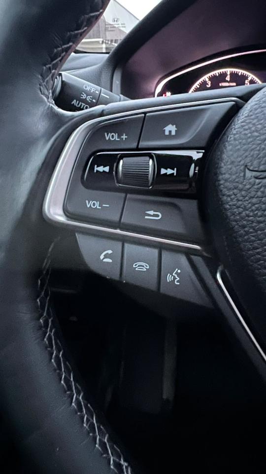 2018 Honda Accord EX-L | NO ACCIDENT | LEATHER | SUNROOF | HEATED ST Photo