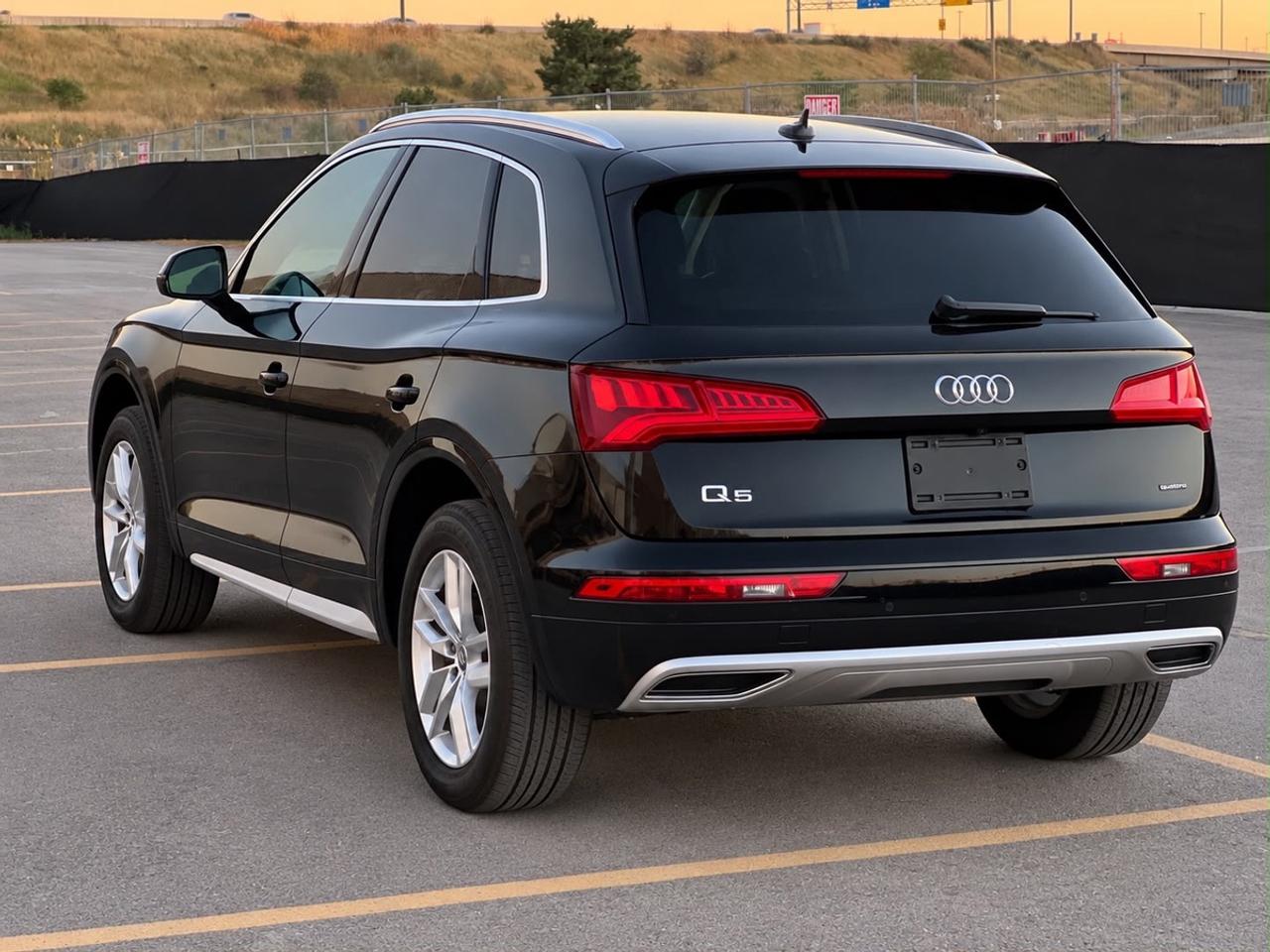2020 Audi Q5 45 Komfort TFSI Quattro Photo