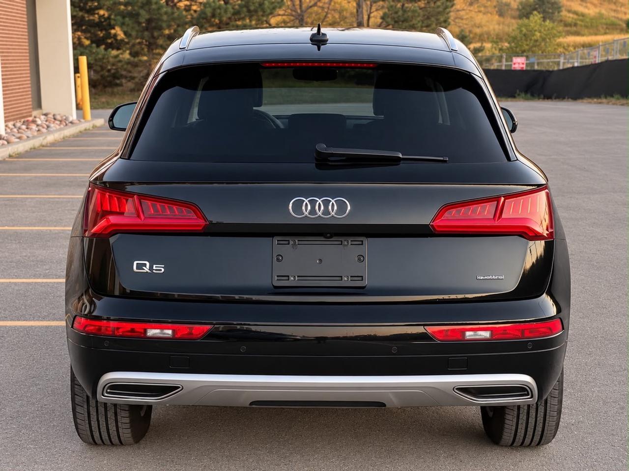 2020 Audi Q5 45 Komfort TFSI Quattro Photo