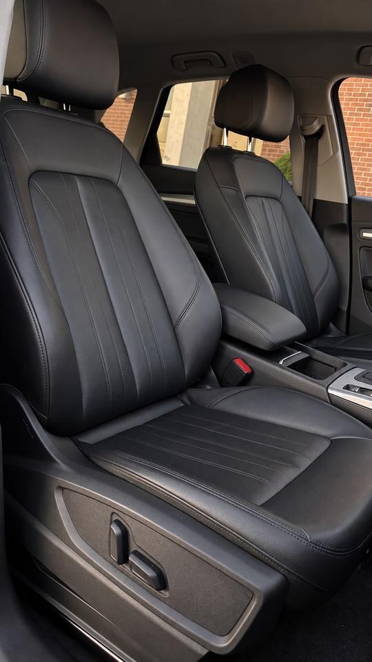 2020 Audi Q5 45 Komfort TFSI Quattro Photo