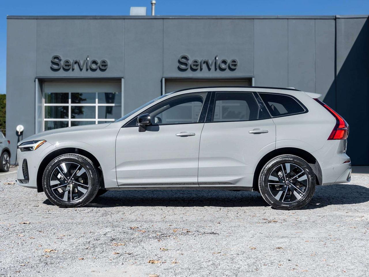 2026 Volvo XC60 PLUS^CARDAMON Interior^Low km^CPO Rate fr 3.49%* Photo2