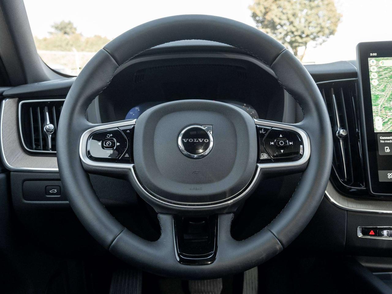 2026 Volvo XC60 PLUS^CARDAMON Interior^Low km^CPO Rate fr 3.49%* Photo