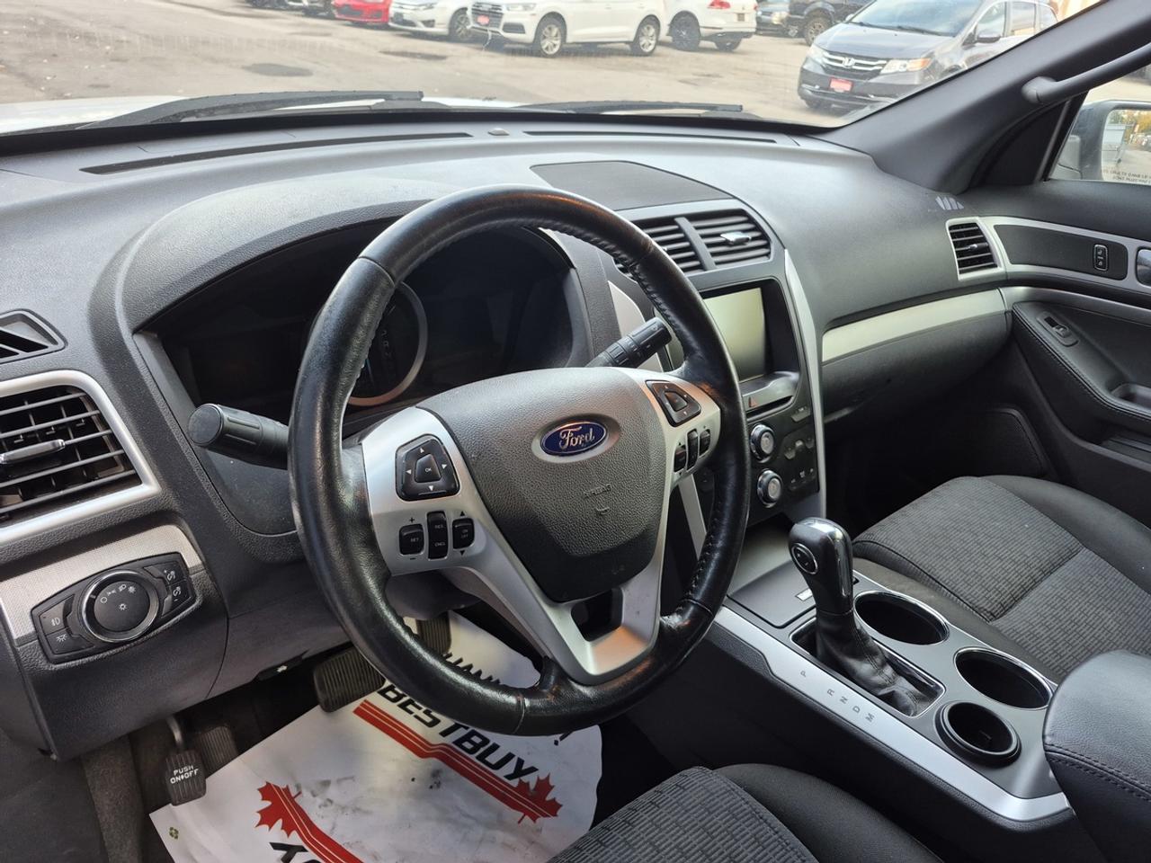 2014 Ford Explorer XLT Photo