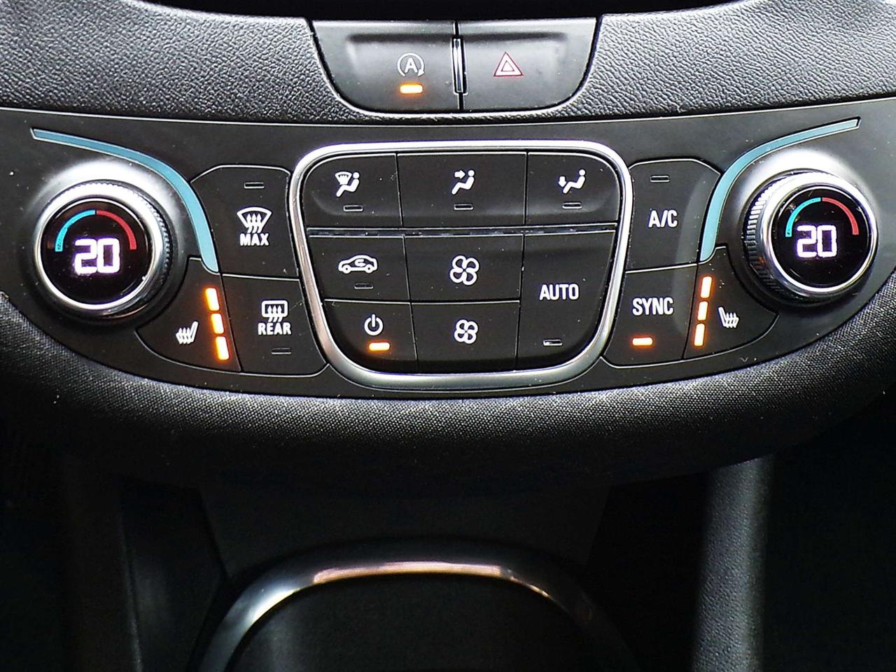 2023 Chevrolet Malibu 1LT ONLY 88K FCA CAMERA APPLE CARPLAY R. START 19 ALLOYS Photo