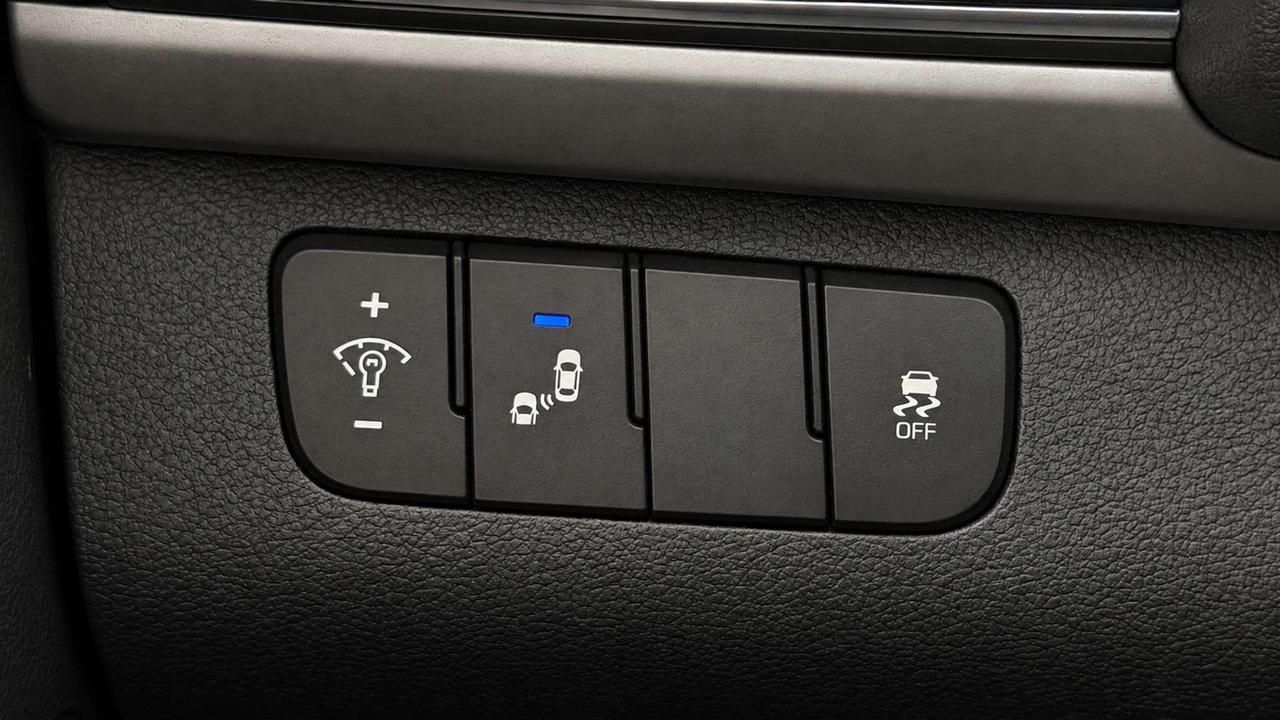 2018 Hyundai Elantra GL   Certified   NO Accident Photo