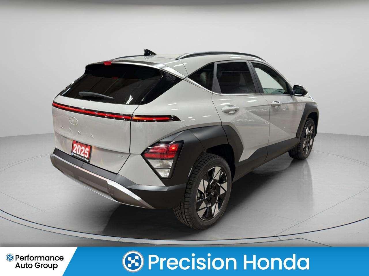 2025 Hyundai KONA Preferred AWD CarPlay Heated Seats Photo