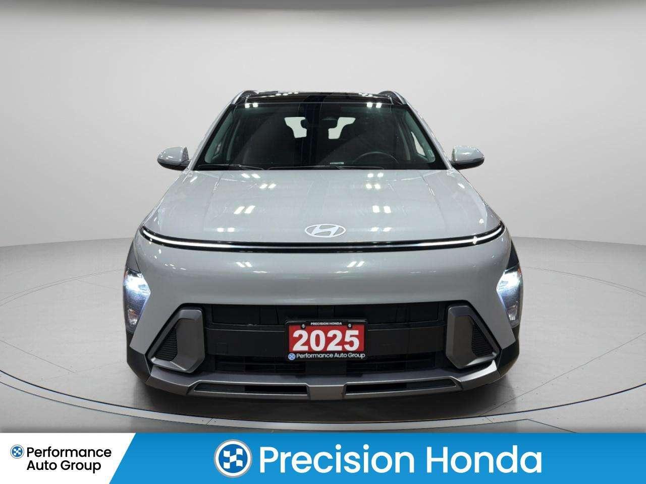 2025 Hyundai KONA Preferred AWD CarPlay Heated Seats Photo5