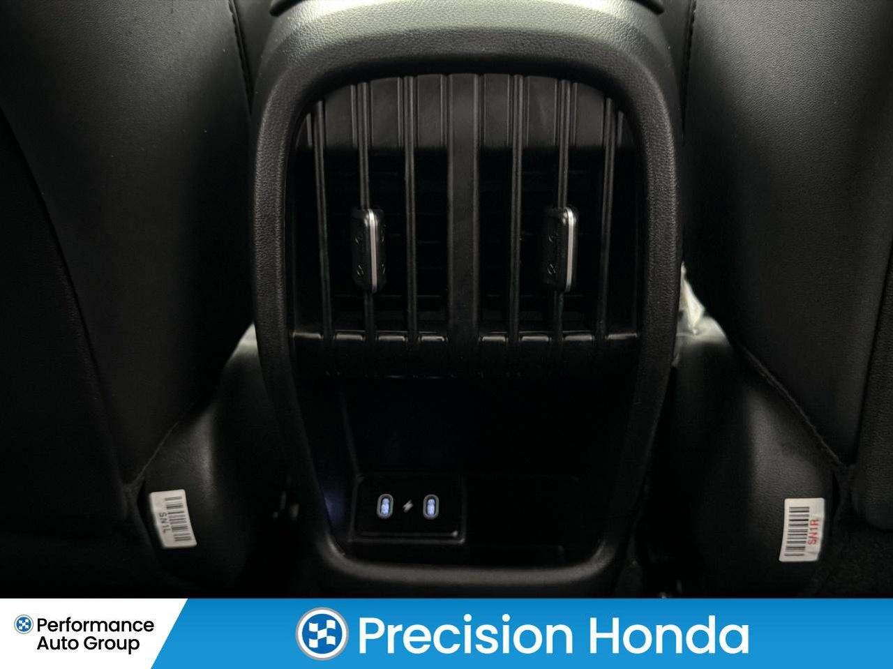 2025 Hyundai KONA Preferred AWD CarPlay Heated Seats Photo