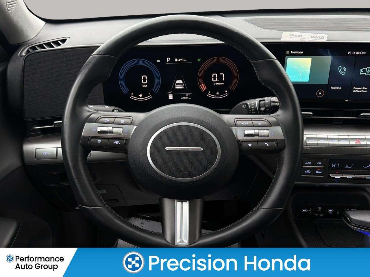 2025 Hyundai KONA Preferred AWD CarPlay Heated Seats Photo