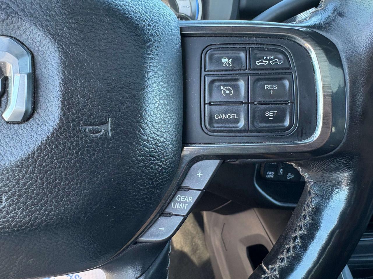 2020 RAM 2500 Limited - htd/vntd seat - tow pkg Photo