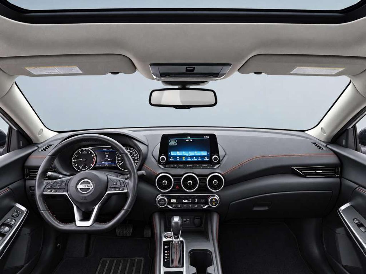 2024 Nissan Sentra SR / SPORT PKG / LEATHER / SUNROOF / NAVI / REMOTE START / BACKUP CAM / APPLE CARPLAY Photo