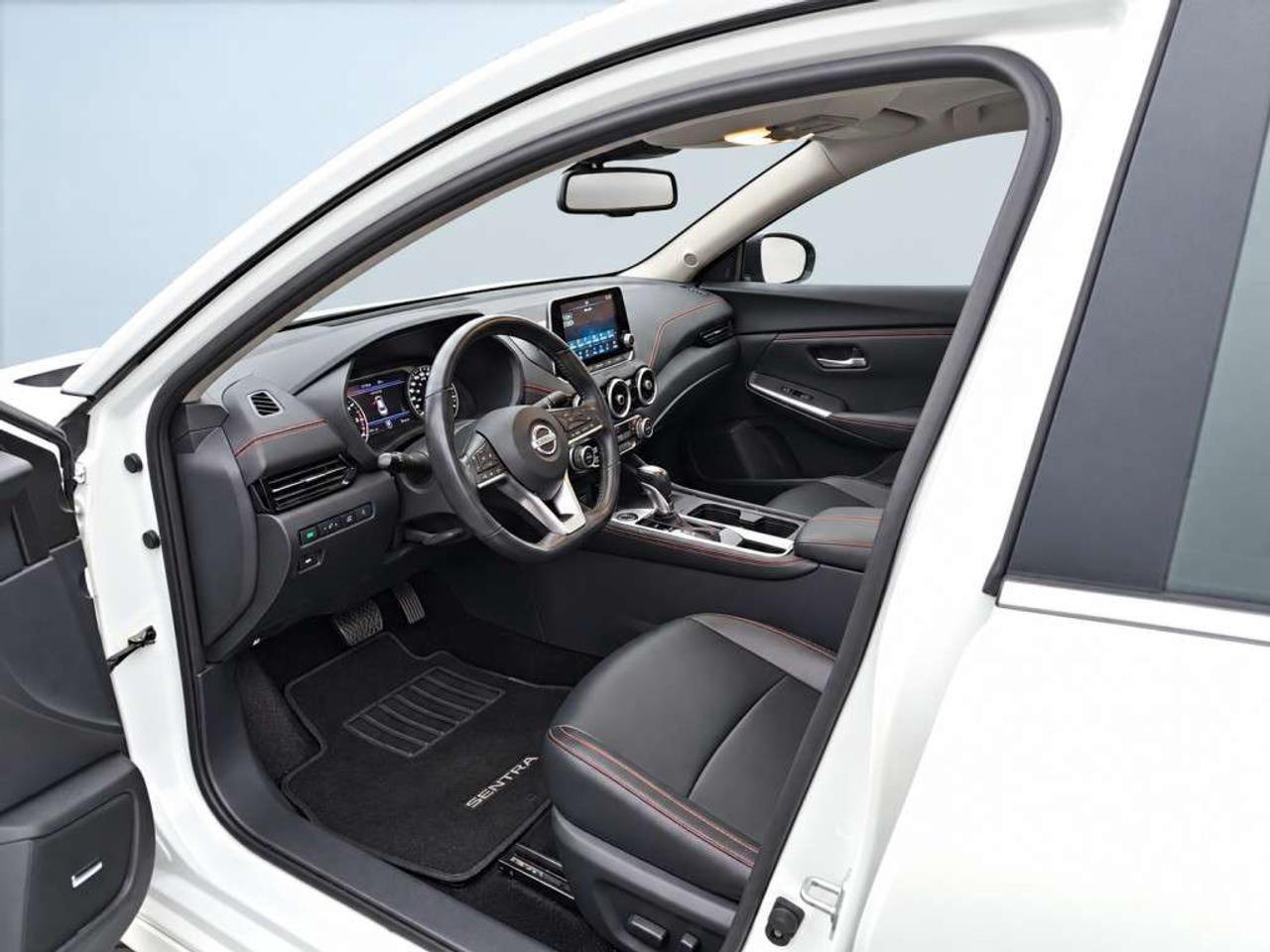 2024 Nissan Sentra SR / SPORT PKG / LEATHER / SUNROOF / NAVI / REMOTE START / BACKUP CAM / APPLE CARPLAY Photo