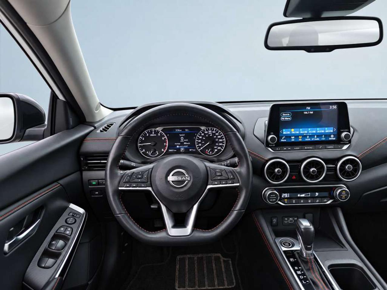2024 Nissan Sentra SR / SPORT PKG / LEATHER / SUNROOF / NAVI / REMOTE START / BACKUP CAM / APPLE CARPLAY Photo