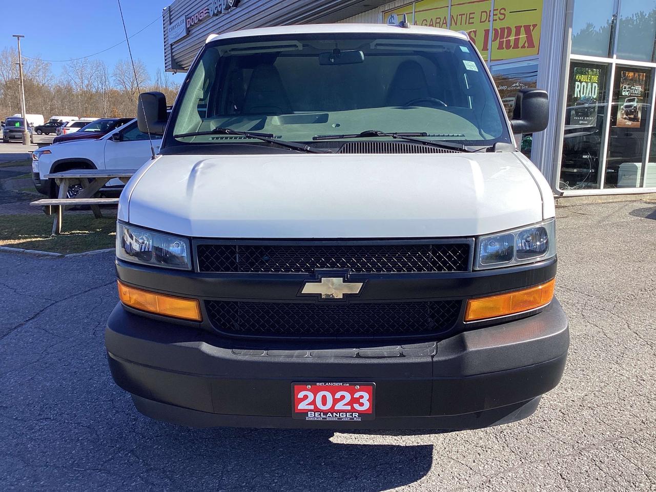 2023 Chevrolet Express 2500 Express Photo