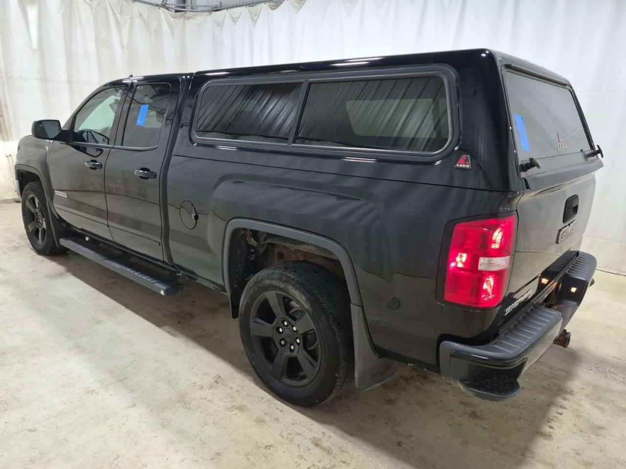 2018 GMC Sierra 1500 4WD DOUBLE CAB 143.5 Photo