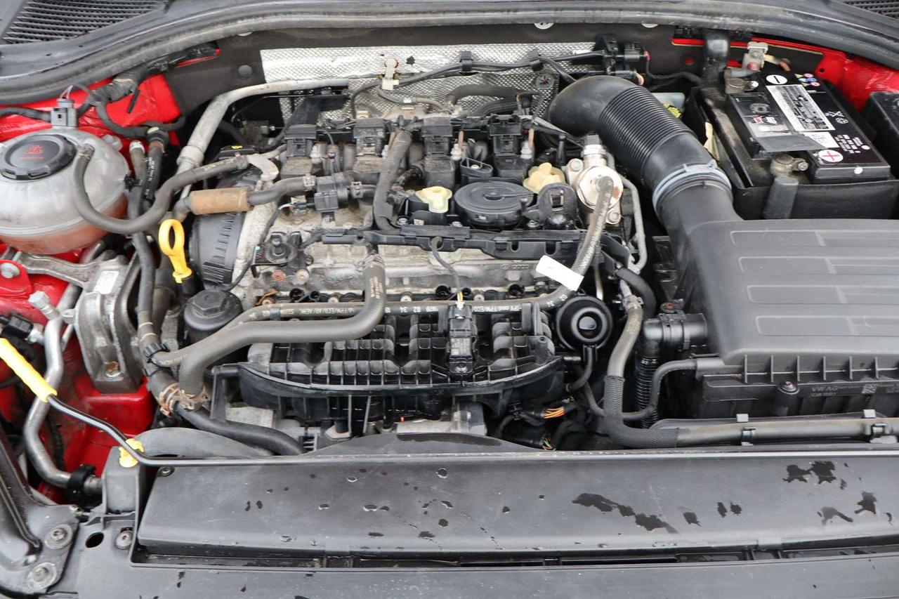 2019 Volkswagen Jetta GLI 35th Anniversary Edition 6 Speed Manual Photo