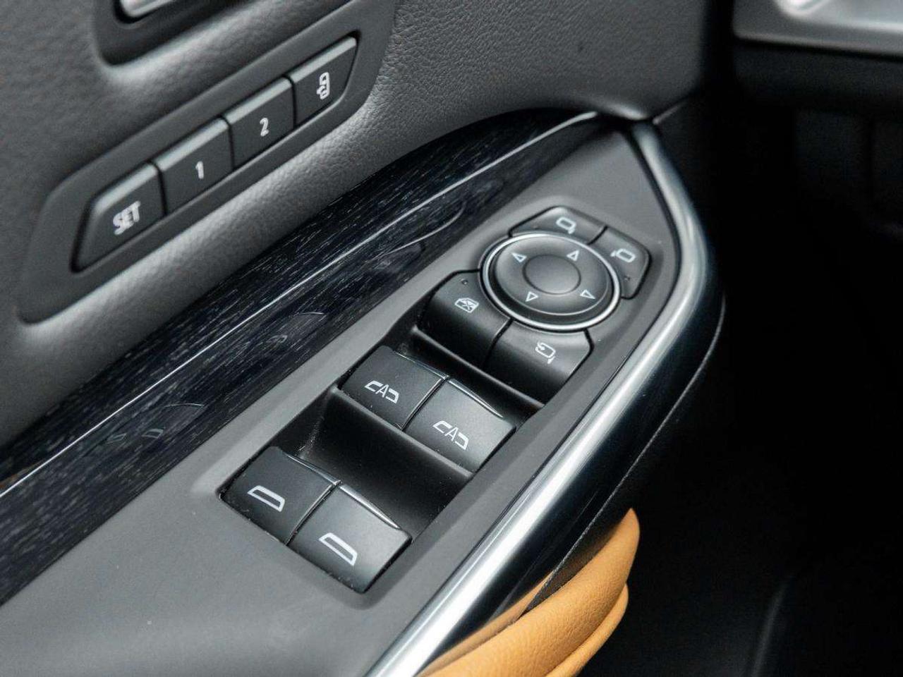 2025 Cadillac XT4 AWD 4dr Sport Photo