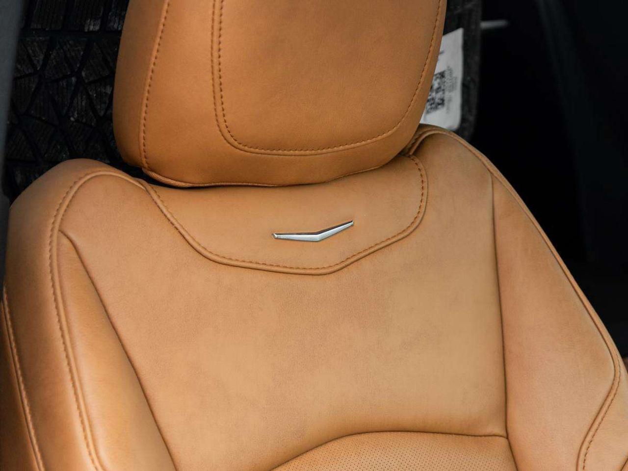 2025 Cadillac XT4 AWD 4dr Sport Photo