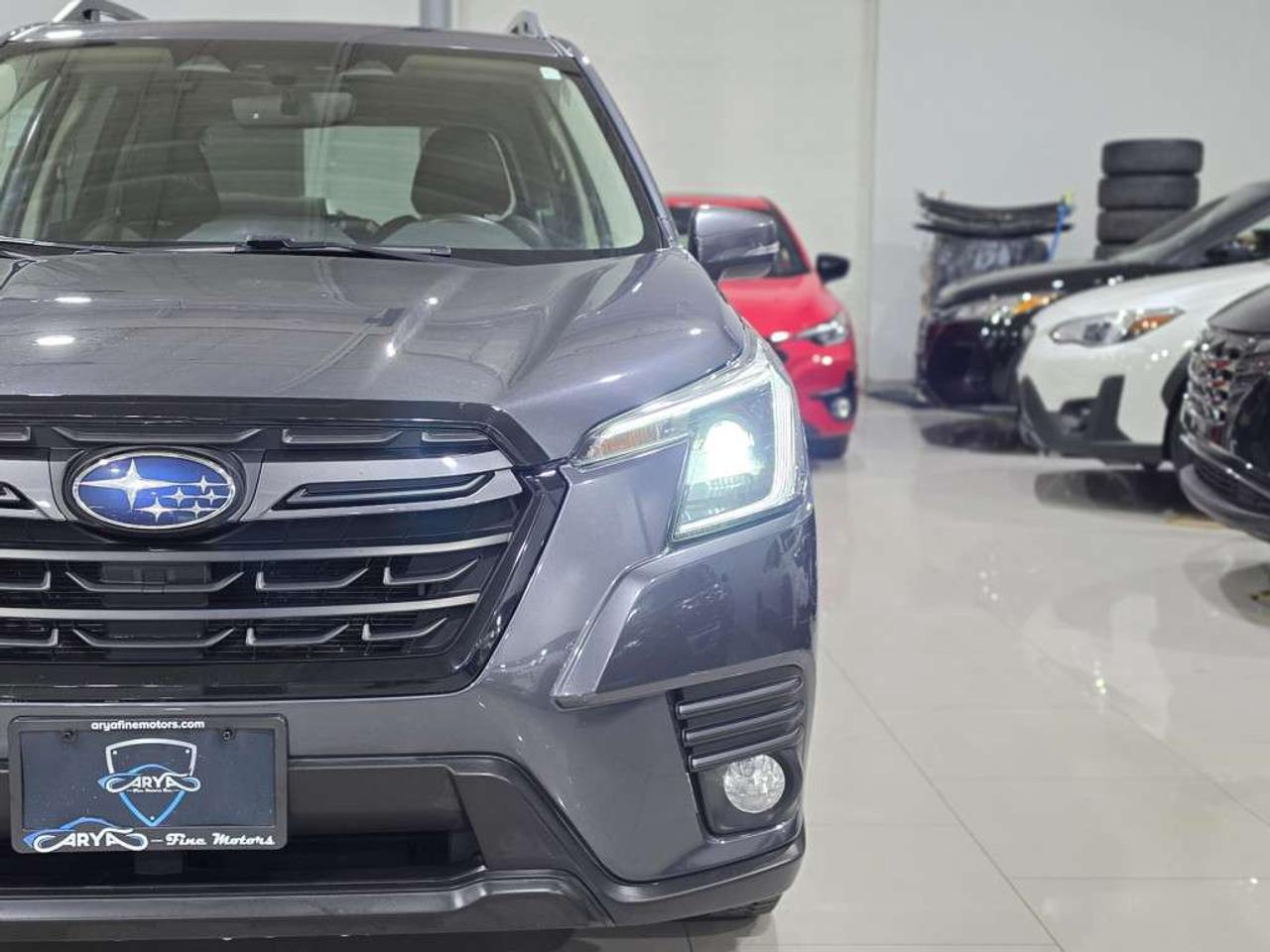 2022 Subaru Forester Limited AWD w/ Eyesight Technology  One Owner Excellent Service Records AdaptiveLane Departure Assist RAB Leather Photo